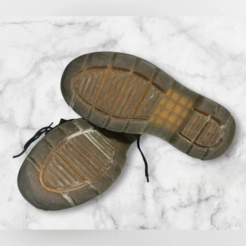 Dr. Martens great preowned